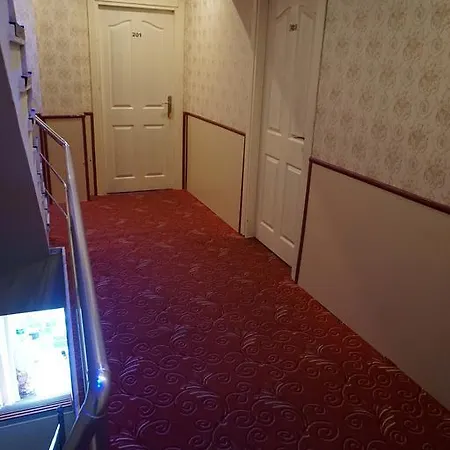 Hotel Boss